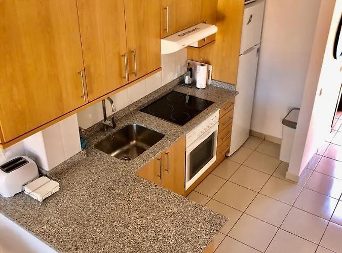 Costa Antigua C38 كوستا دي أنتيجوا